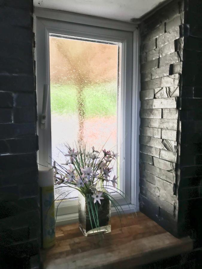 Charming 3 Bedroom House With A Warmth Character Glyn Neath Extérieur photo